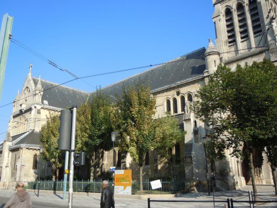 l'église Saint-Denis-de-l'Estrée