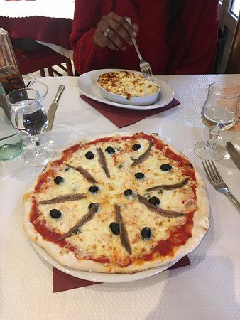 Pizza Via Roma